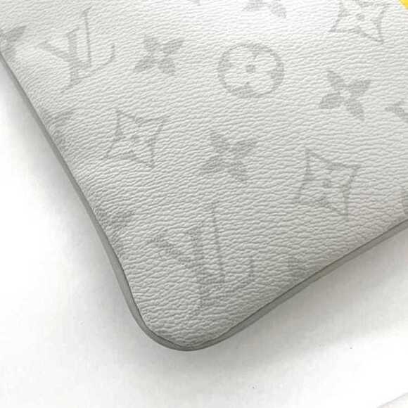 LOUIS VUITTON White Monogram Clutch Bag - Picture 5 of 10